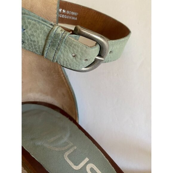 MJUS Teal and Aqua Leather Open Toe Block Heel Ankle Strap Sandal 40 - Picture 8 of 8